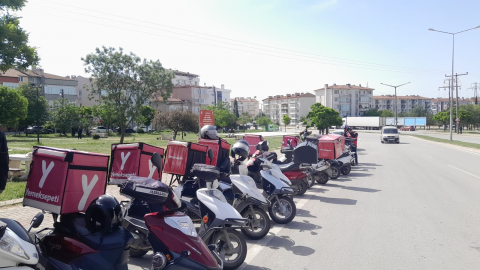 Edirne'de motokuryeler, Ata Emre'nin öldürülmesini kontak kapatarak protesto etti
