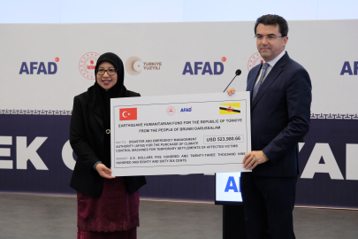 Brunei Darüsselam'dan AFAD'a 523 bin 980 dolarlık deprem yardımı