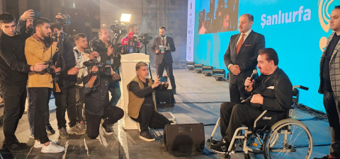 İbrahim Tatlıses’e, baba ocağında onur ödülü