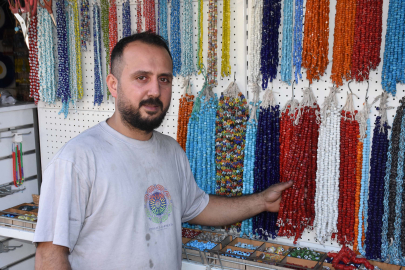 Cam nazar boncuğu ustası, ata yadigarı mesleğini sürdürüyor